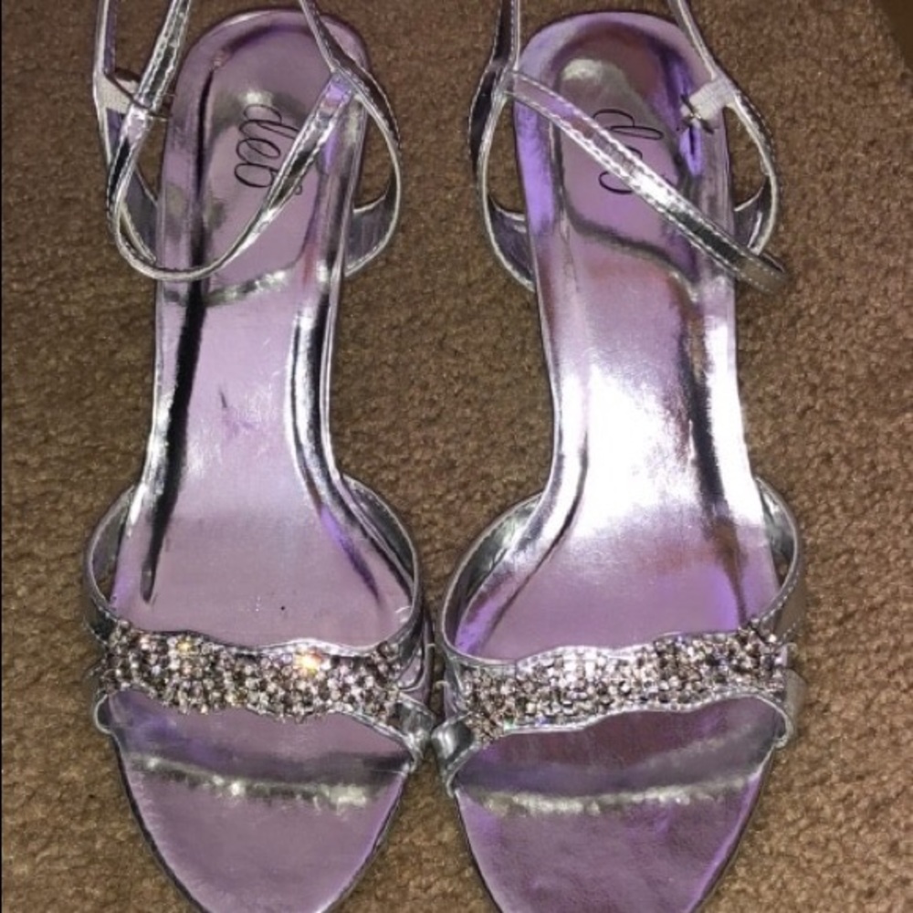 Women/Junior’s Heels